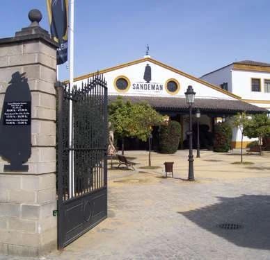 Bodegas González Byass Tío Pepe, Jerez de la Frontera, Espagne (photo 1)