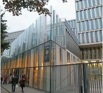 Lycée Hôtelier, París, França